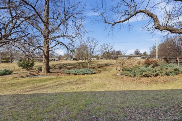 4209 E 40th Place, Tulsa, OK 74135