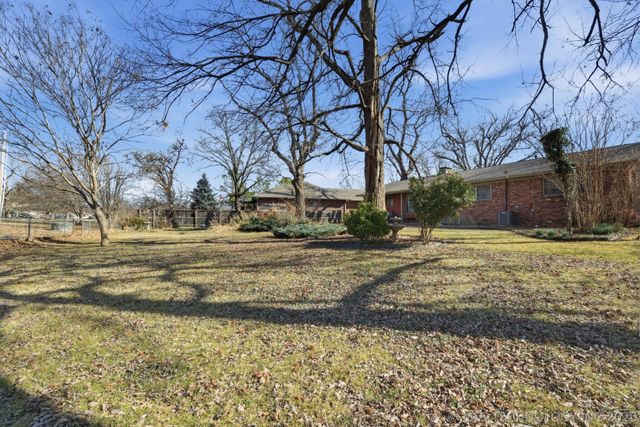 4209 E 40th Place, Tulsa, OK 74135