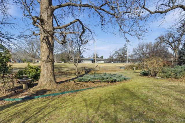 4209 E 40th Place, Tulsa, OK 74135