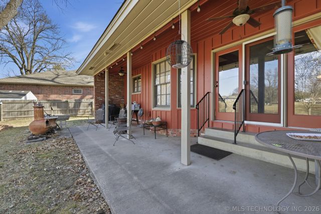 4209 E 40th Place, Tulsa, OK 74135