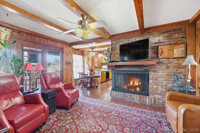 4209 E 40th Place, Tulsa, OK 74135