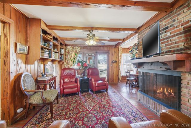 4209 E 40th Place, Tulsa, OK 74135