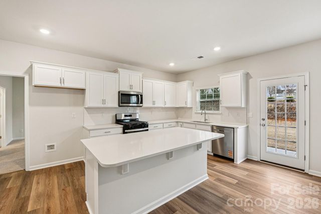 123 Pecan Grove Lane, Statesville, NC 28677