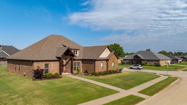 1705 Josh Drive, Conway, AR 72034