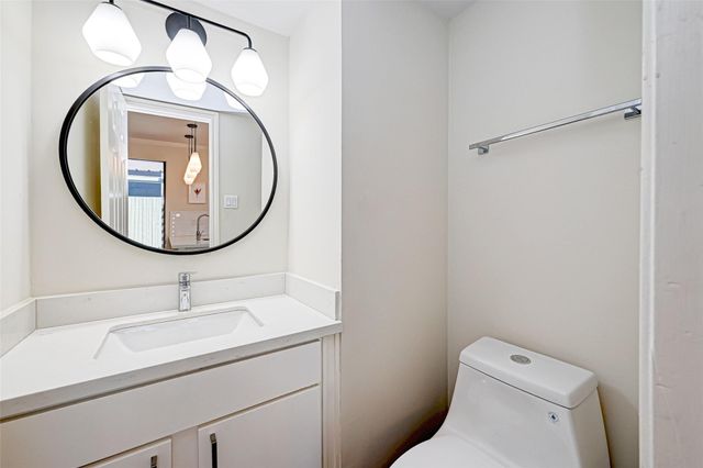 1201 Mcduffie Street 158, Houston, TX 77019