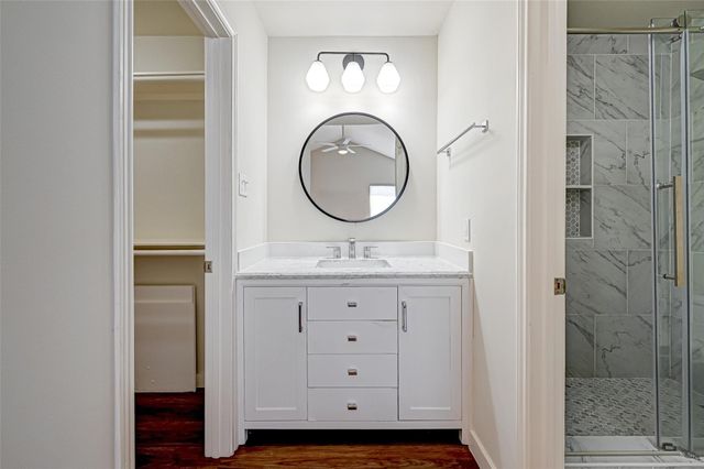 1201 Mcduffie Street 158, Houston, TX 77019