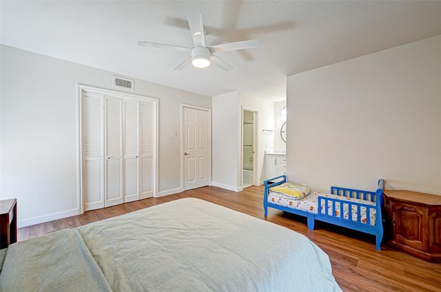 1201 Mcduffie Street 158, Houston, TX 77019