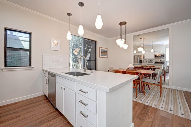 1201 Mcduffie Street 158, Houston, TX 77019