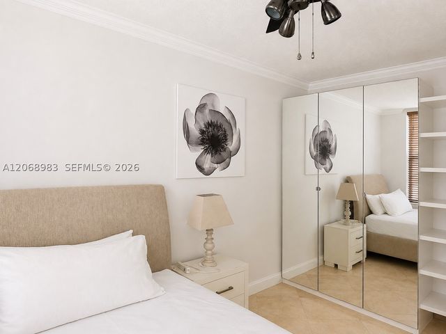 2069 S Ocean Dr TH18, Hallandale Beach, FL 33009
