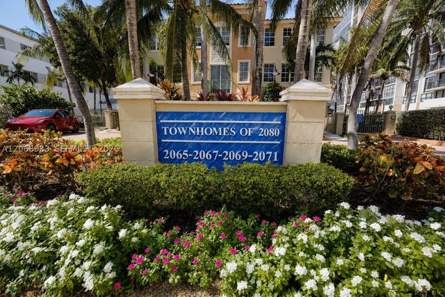 2069 S Ocean Dr TH18, Hallandale Beach, FL 33009