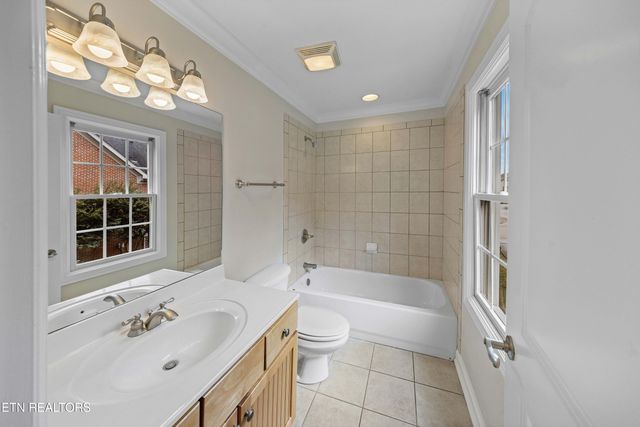 1119 Appaloosa Way, Knoxville, TN 37922