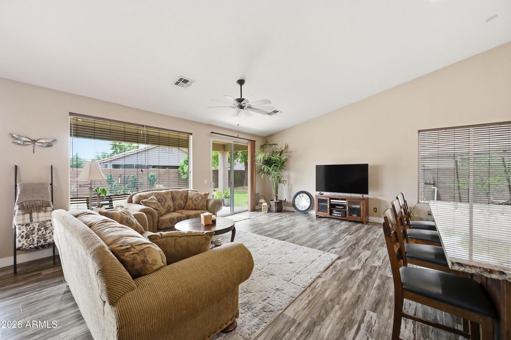 Image 12 of property listing at 20877 E VIA DEL RANCHO --, Queen Creek, AZ 85142