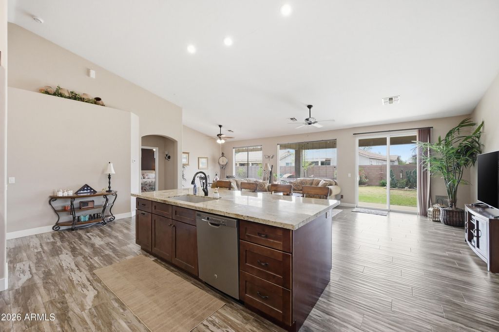 Image 13 of property listing at 20877 E VIA DEL RANCHO --, Queen Creek, AZ 85142