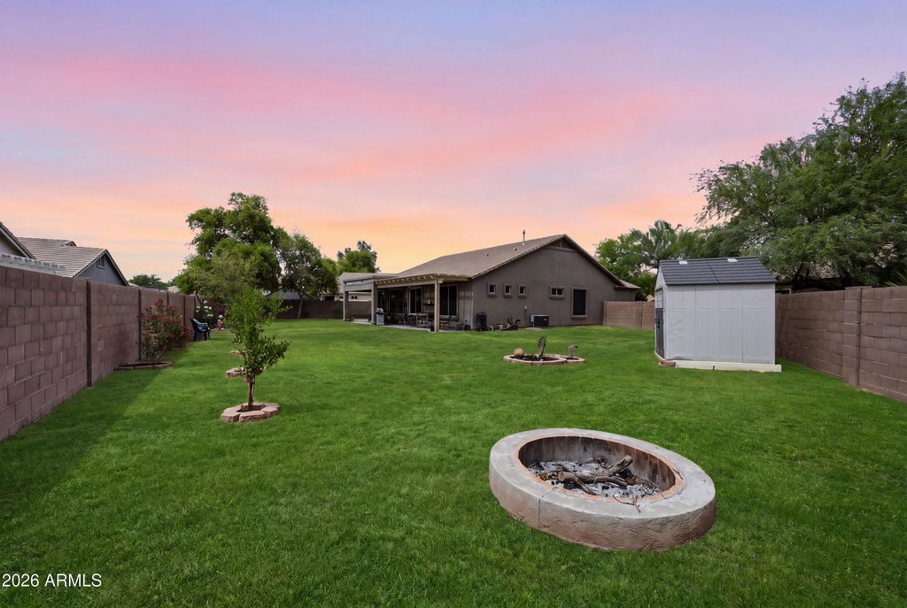 Image 30 of property listing at 20877 E VIA DEL RANCHO --, Queen Creek, AZ 85142