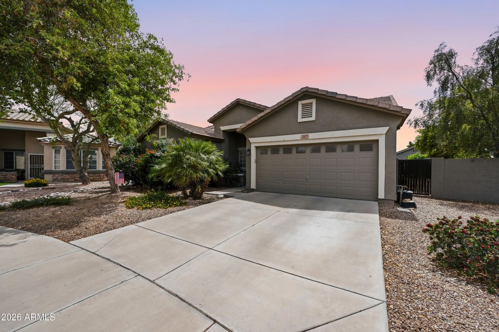 Image 5 of property listing at 20877 E VIA DEL RANCHO --, Queen Creek, AZ 85142