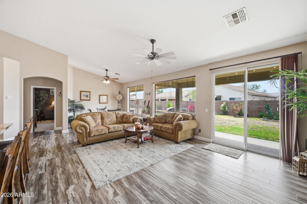 Image 7 of property listing at 20877 E VIA DEL RANCHO --, Queen Creek, AZ 85142