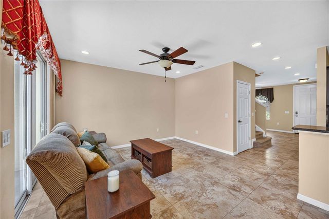 5653 WHITEHEAD STREET, Bradenton, FL 34203