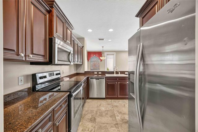 5653 WHITEHEAD STREET, Bradenton, FL 34203