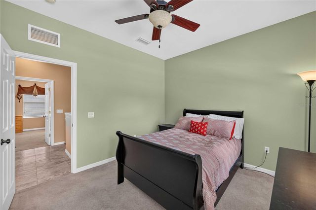 5653 WHITEHEAD STREET, Bradenton, FL 34203