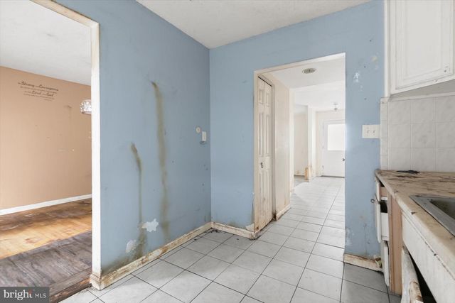 19932 SPUR HILL DR, Montgomery Village, MD 20886