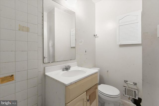 19932 SPUR HILL DR, Montgomery Village, MD 20886