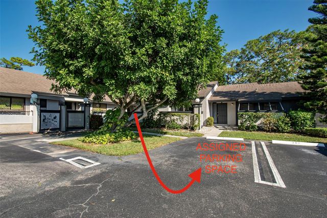 381 Ottawa Ct, Royal Palm Beach, FL 33411