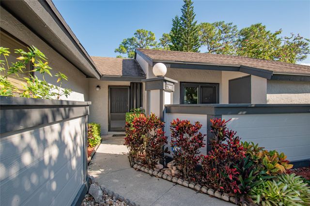 381 Ottawa Ct, Royal Palm Beach, FL 33411