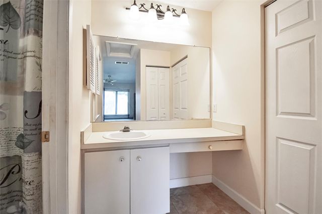 381 Ottawa Ct, Royal Palm Beach, FL 33411