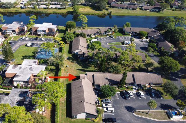 381 Ottawa Ct, Royal Palm Beach, FL 33411