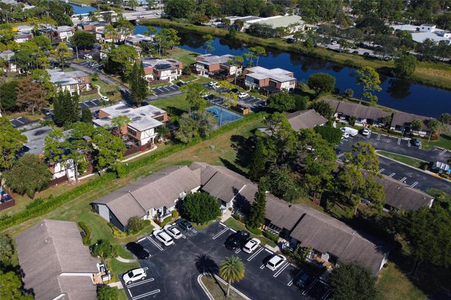 381 Ottawa Ct, Royal Palm Beach, FL 33411