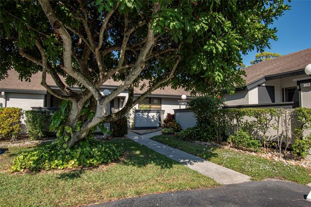 381 Ottawa Ct, Royal Palm Beach, FL 33411