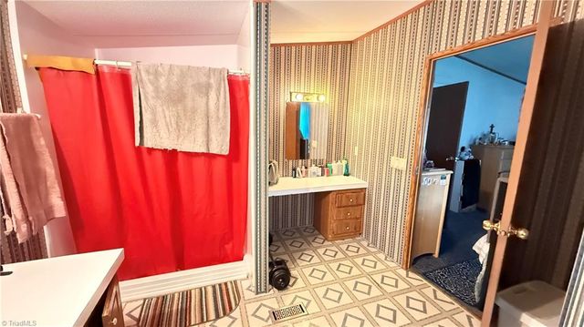 3634 Rockford Road, Dobson, NC 27017