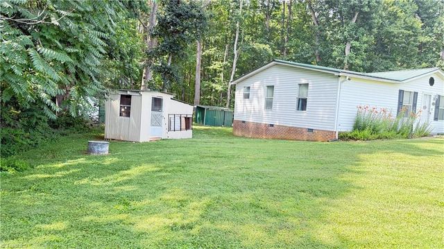 3634 Rockford Road, Dobson, NC 27017