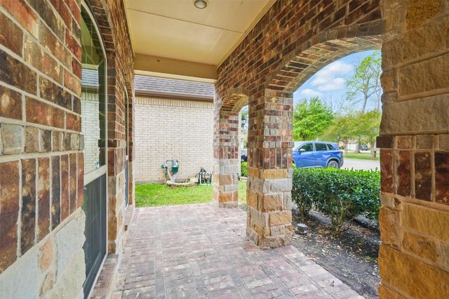 4927 Blackwater Lane, Sugar Land, TX 77479