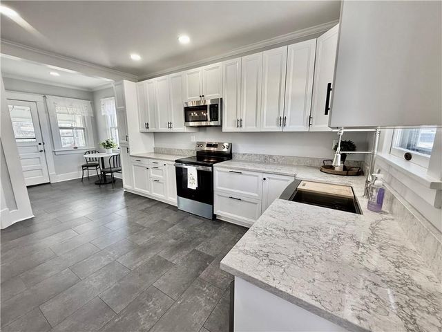 614 S BUCHANAN Street, Maryville, MO 64468