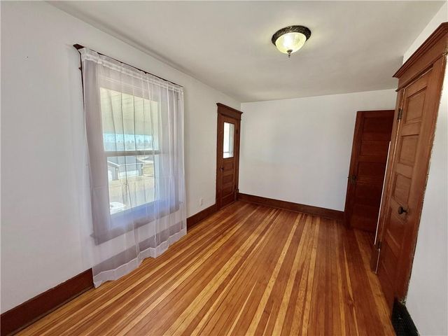 614 S BUCHANAN Street, Maryville, MO 64468