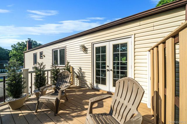 37 Oak Forest Drive, Islandia, NY 11749