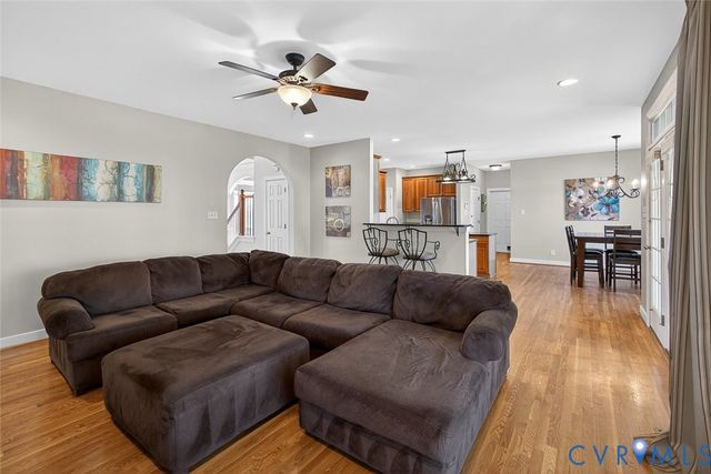 11908 Sumner Ct, Glen Allen, VA 23059