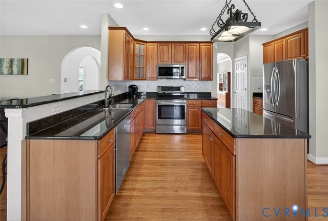 11908 Sumner Ct, Glen Allen, VA 23059