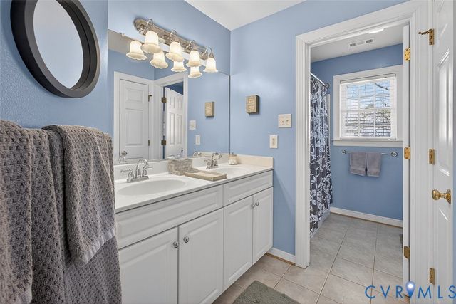 11908 Sumner Ct, Glen Allen, VA 23059