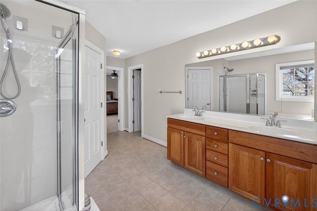 11908 Sumner Ct, Glen Allen, VA 23059