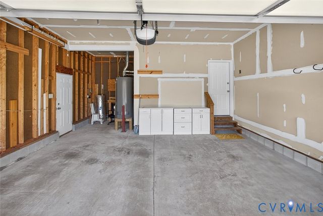 11908 Sumner Ct, Glen Allen, VA 23059