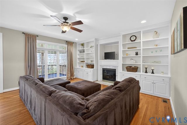 11908 Sumner Ct, Glen Allen, VA 23059