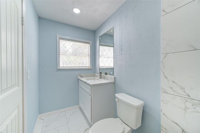 6919 Schiller Street, Houston, TX 77055