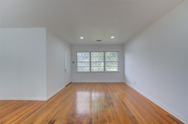 6919 Schiller Street, Houston, TX 77055