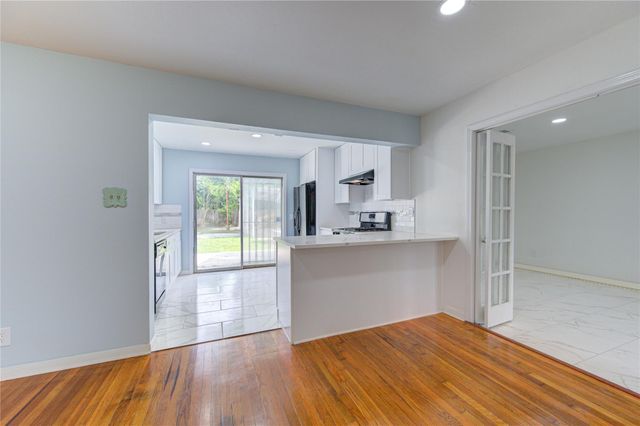 6919 Schiller Street, Houston, TX 77055
