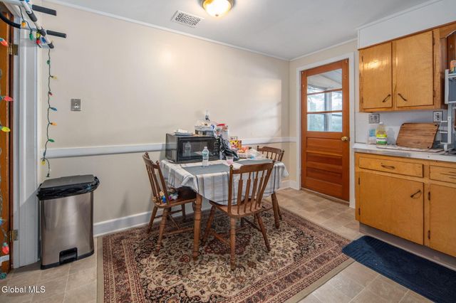 1958 Wabash Avenue, Schenectady, NY 12306