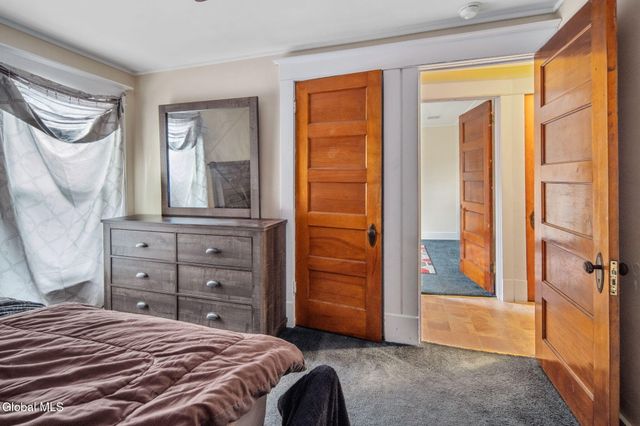 1958 Wabash Avenue, Schenectady, NY 12306