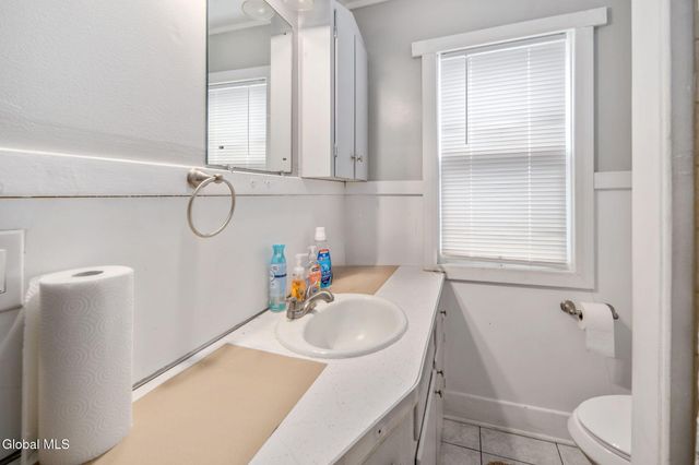 1958 Wabash Avenue, Schenectady, NY 12306