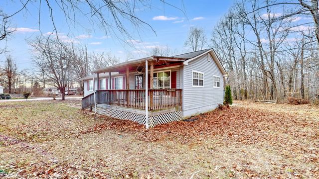544 Lakewood Dr, Beechgrove, TN 37018